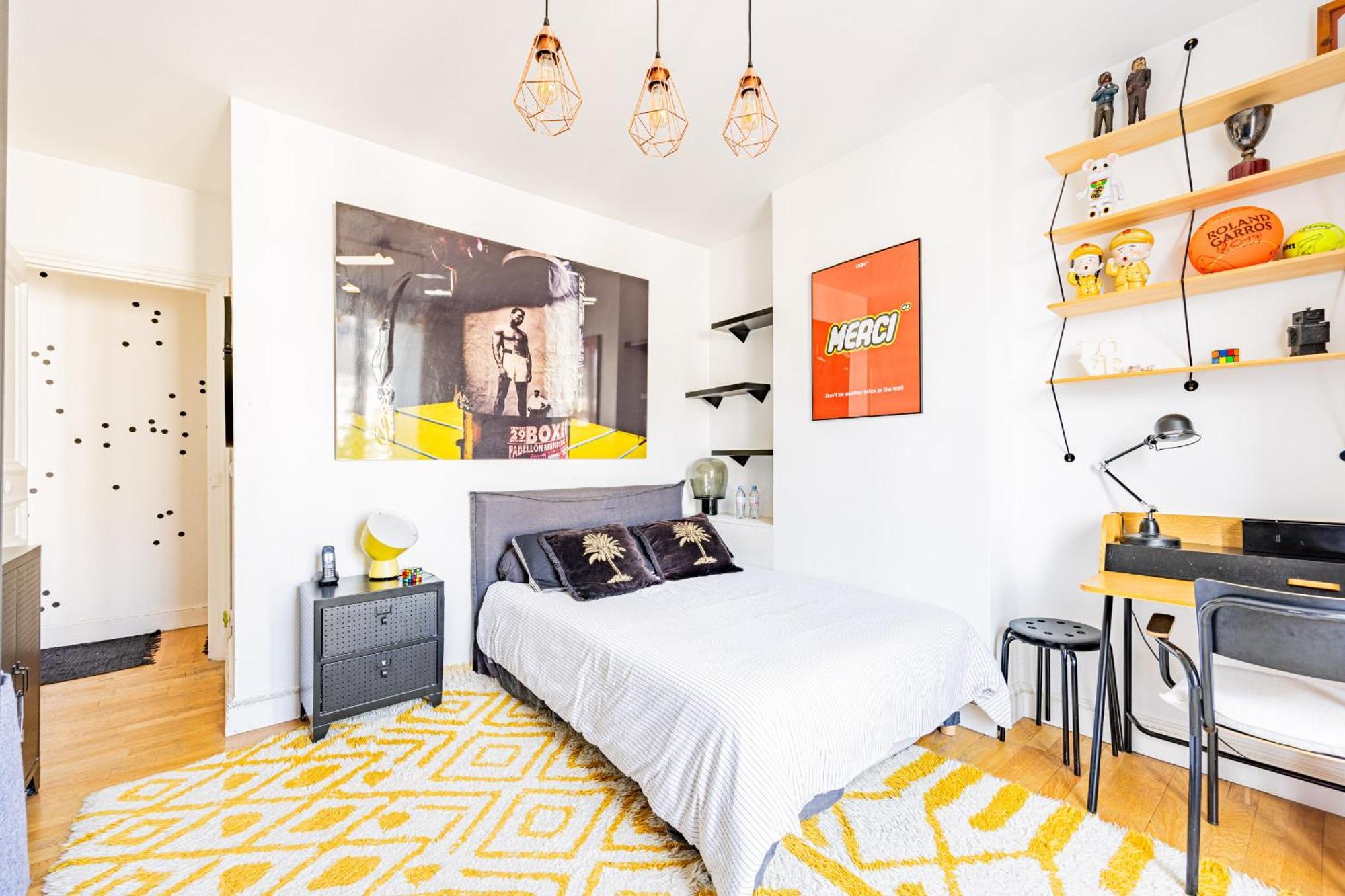 Apartment Montaigne Champs-elysees *